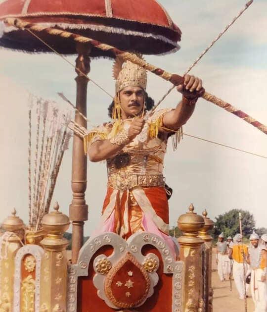 पंपंकज धीर महाभारत कर्ण जीवन की शुरुआत और महाभारत में कर्ण निधन